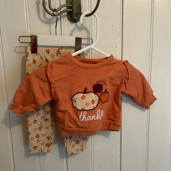 chick pea Other - Chick Pea 0/3m Orange Thankful pumpkin 2pc matching sweater Outfit set